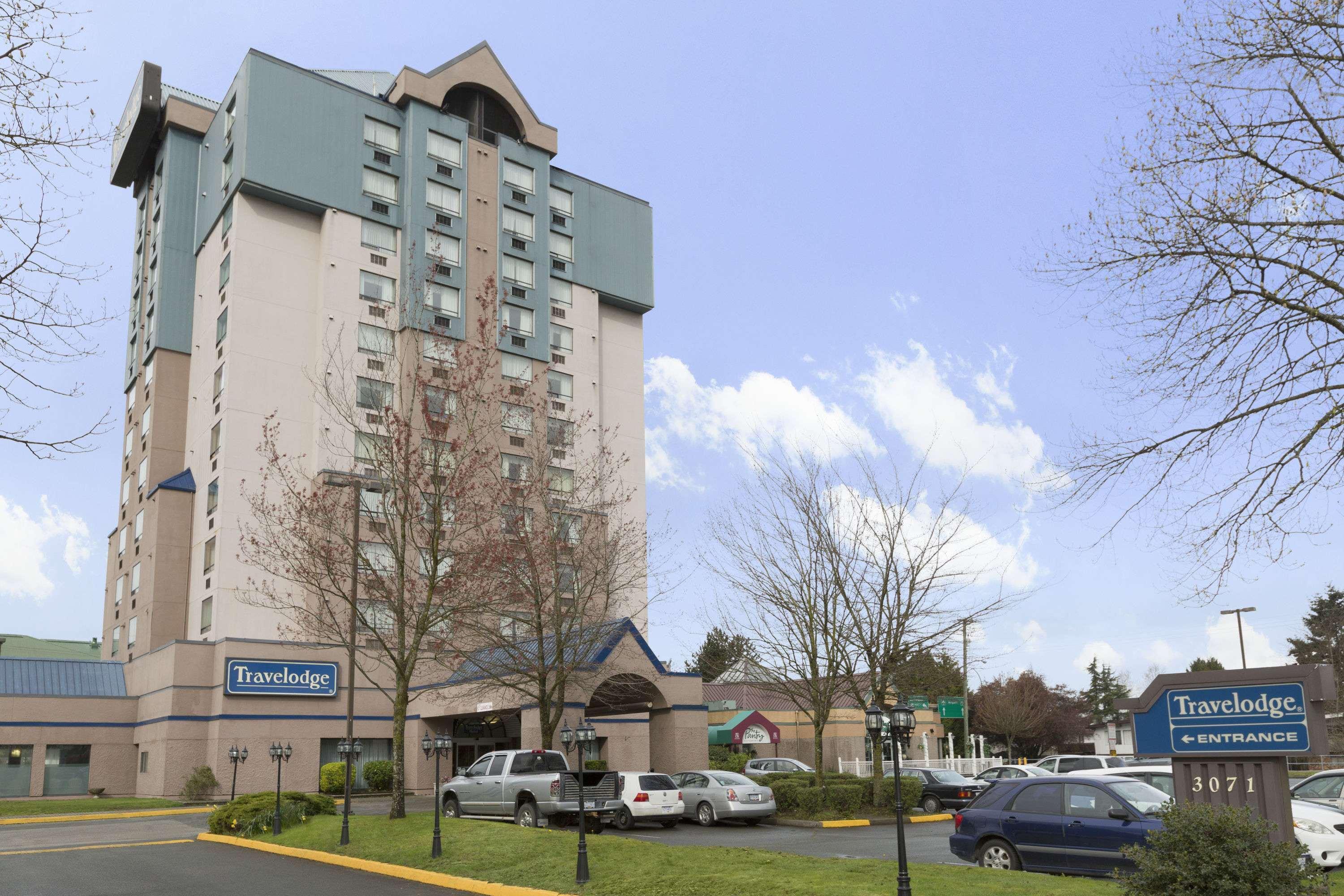 Travelodge Hotel By Wyndham Vancouver Airport Ричмънд Екстериор снимка